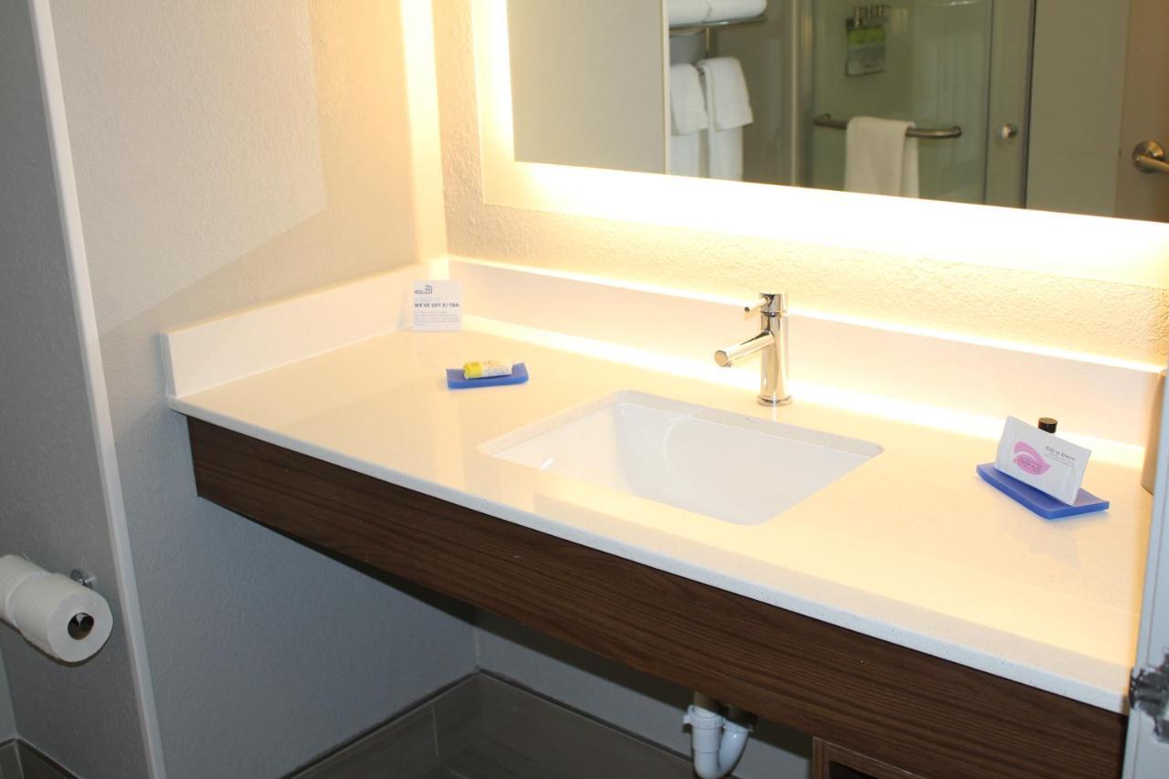 Holiday Inn Express & Suites - Enterprise By Ihg Exteriör bild