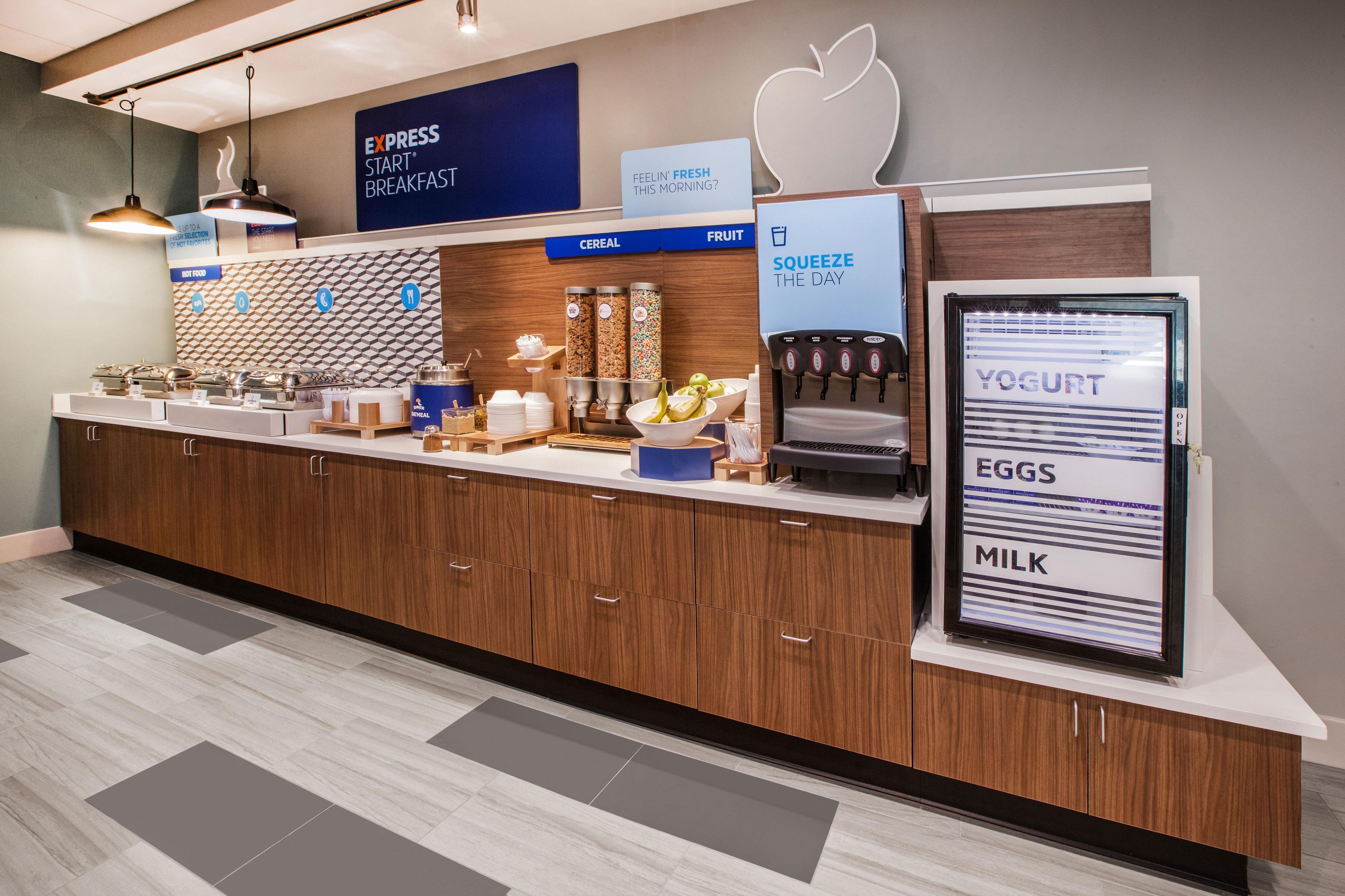 Holiday Inn Express & Suites - Enterprise By Ihg Exteriör bild