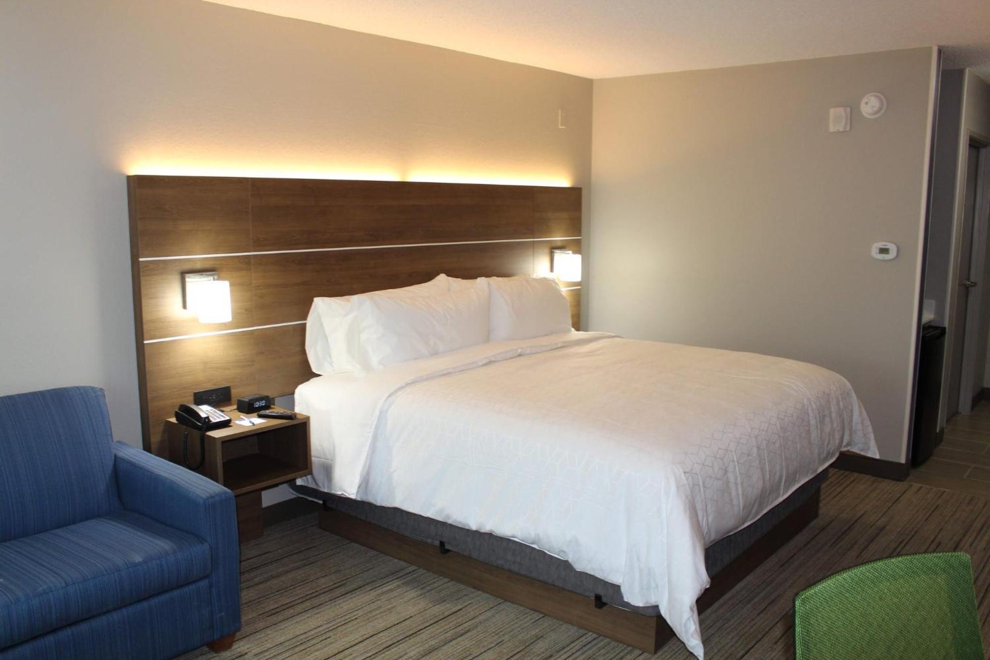 Holiday Inn Express & Suites - Enterprise By Ihg Exteriör bild